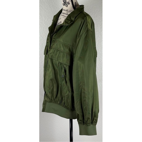 Free People We The Free Here Right Now Green Bomber Jacket, size Large - Picture 4 of 13